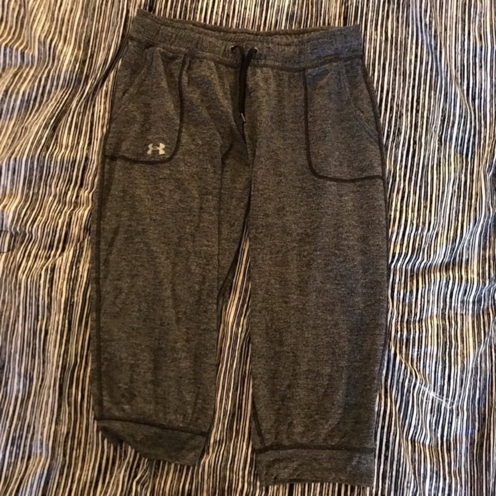 Under armour crops